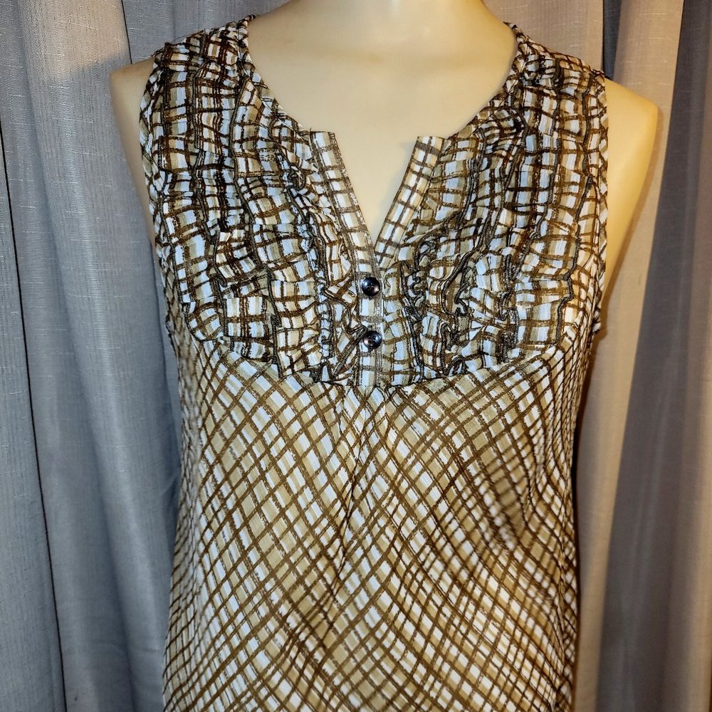 Nine West Sleeveless Sheer blouse